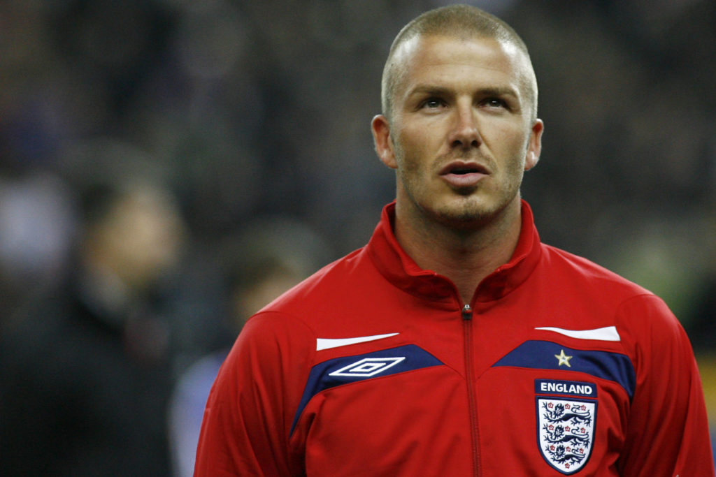 David Beckham 2008 durante l'inno dell'Inghilterra.