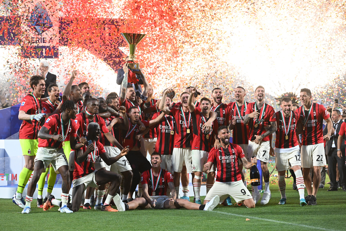 Il Milan celebra lo scudetto del 2022