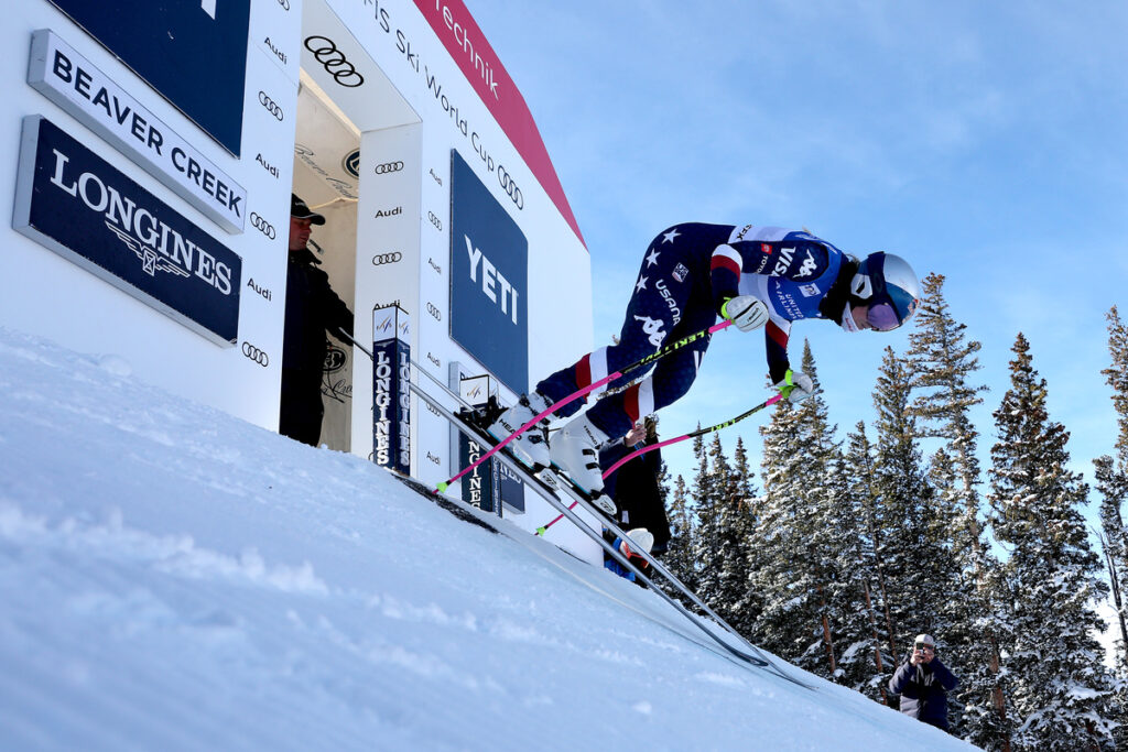 Lindsey Vonn con gli occhiali da sole